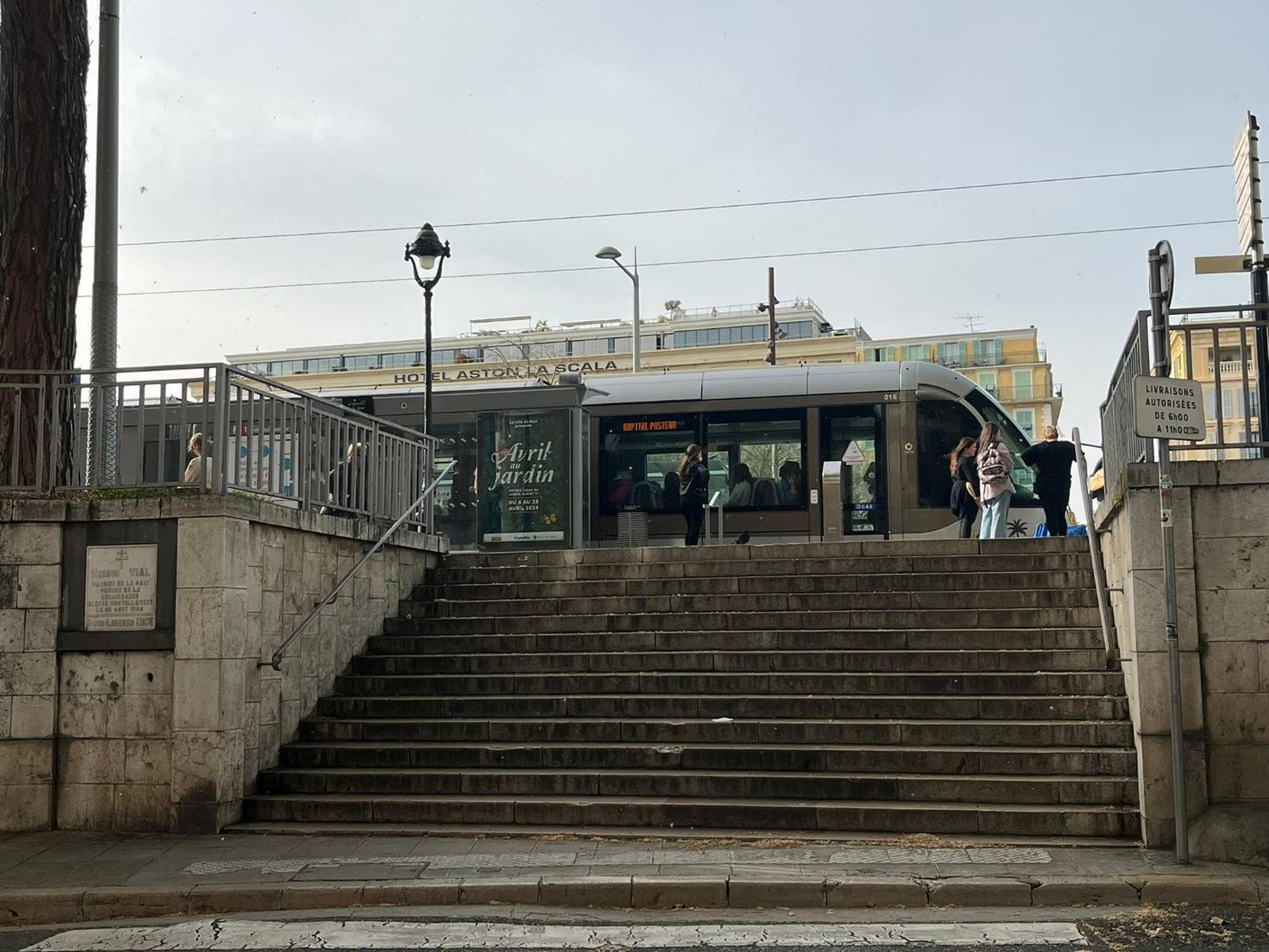 Studette En Plein Coeur Du Vieux Ницца Экстерьер фото